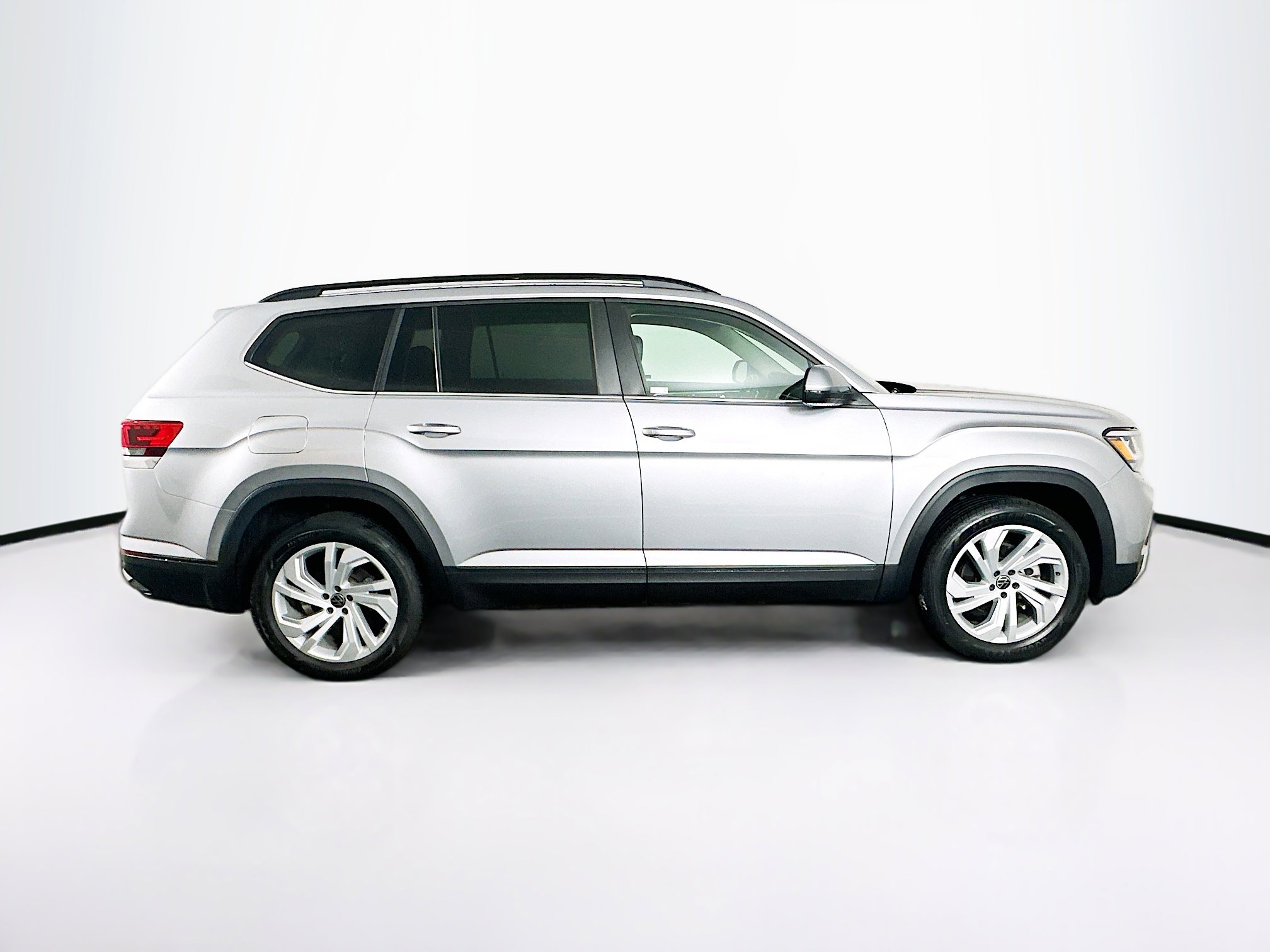 Used 2022 Volkswagen Atlas SE FWD image 10