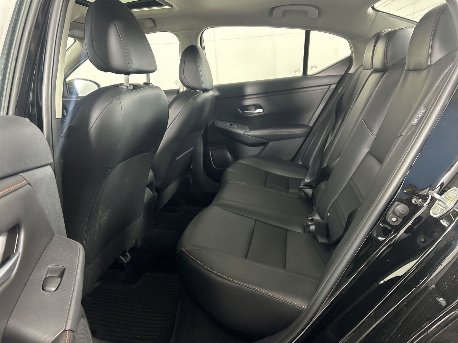 New 2025 Nissan Sentra SR w/ SR Premium Package FWD image 11