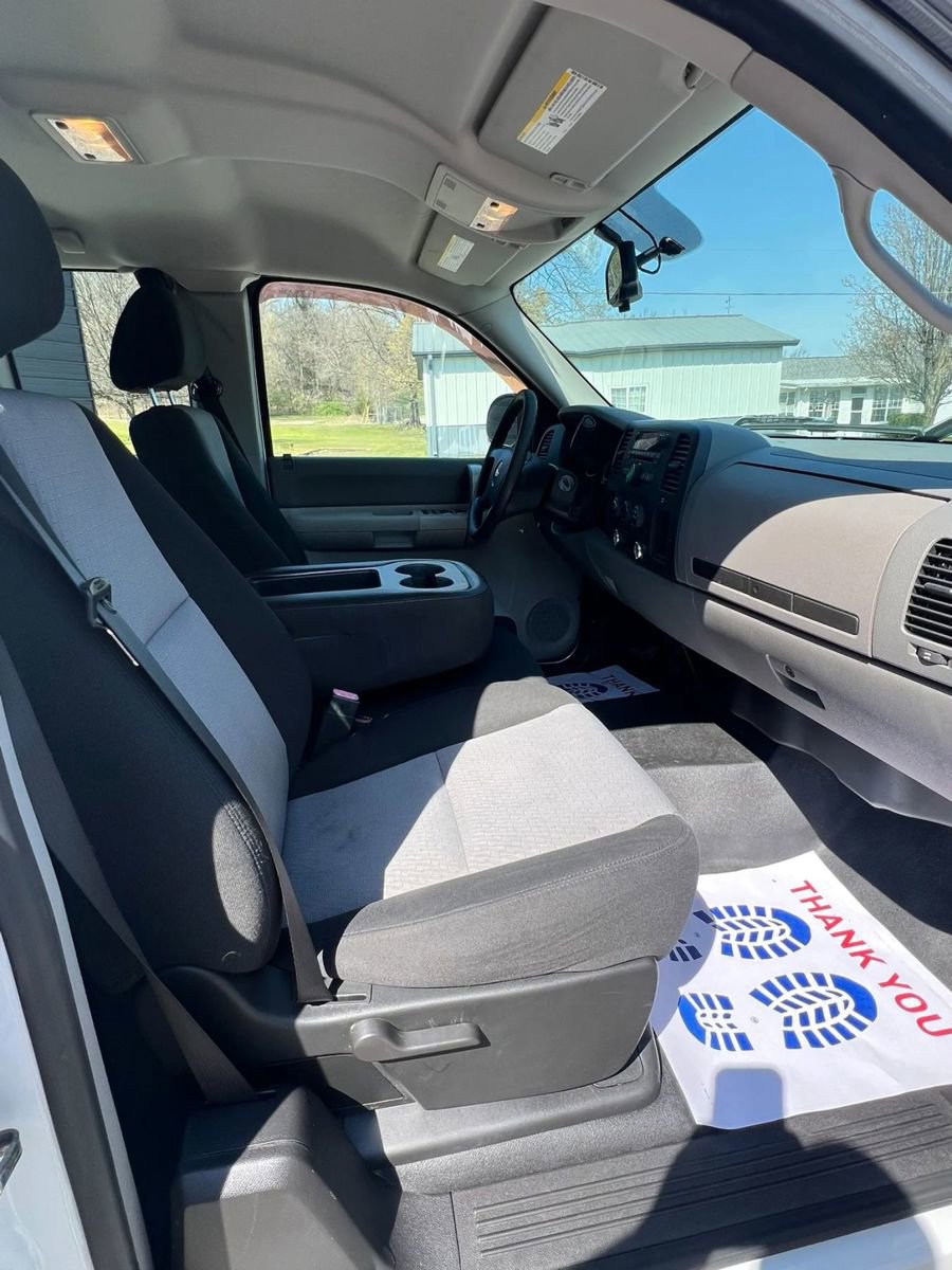 Used 2009 Chevrolet Silverado 1500 W/T w/ LS Package RWD image 10