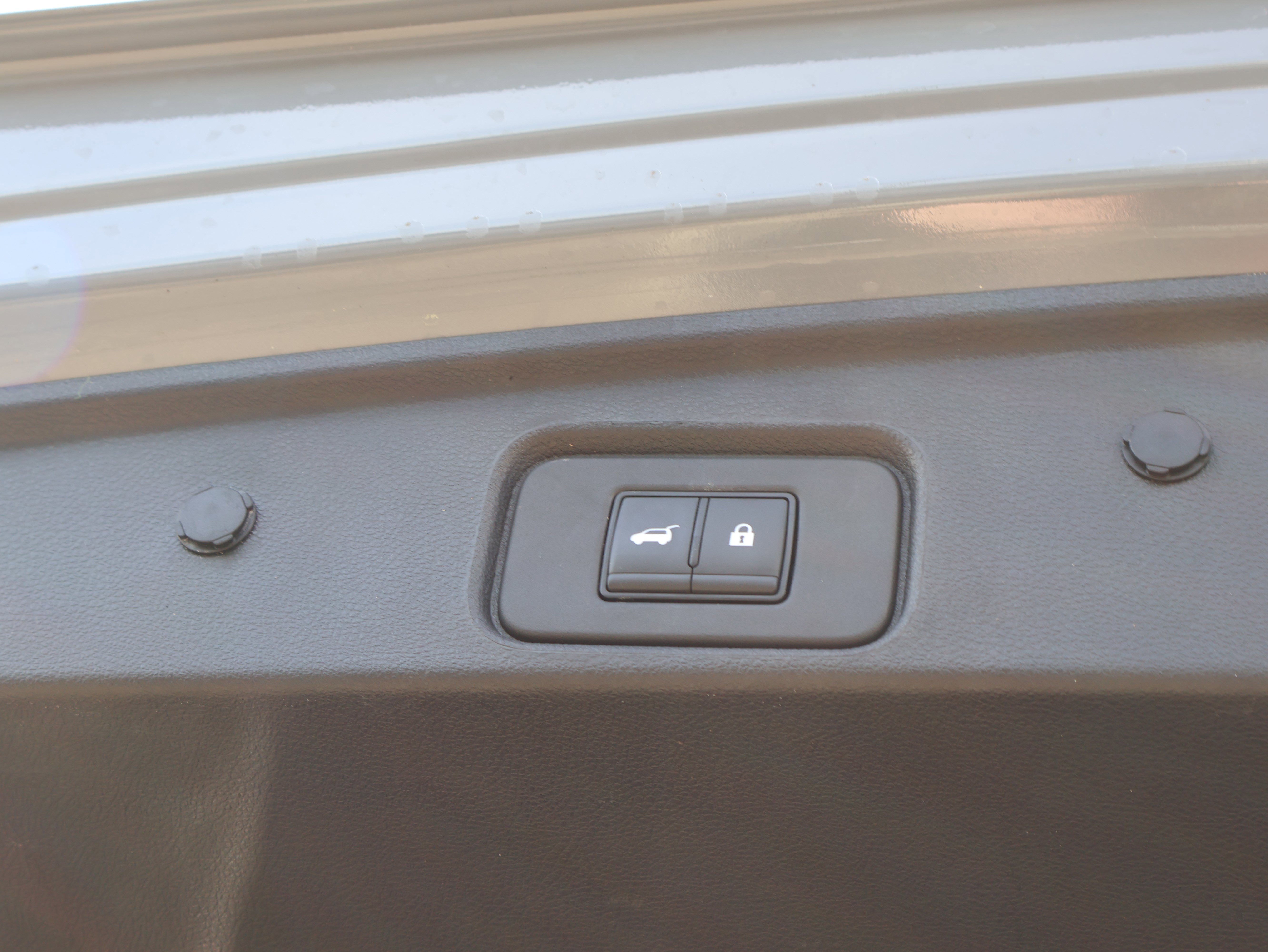 Used 2023 Nissan Pathfinder Platinum w/ Lighting Package (N93) image 21