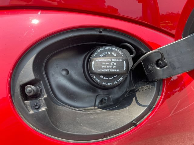 Used 2019 Volkswagen Beetle 2.0T FWD image 17