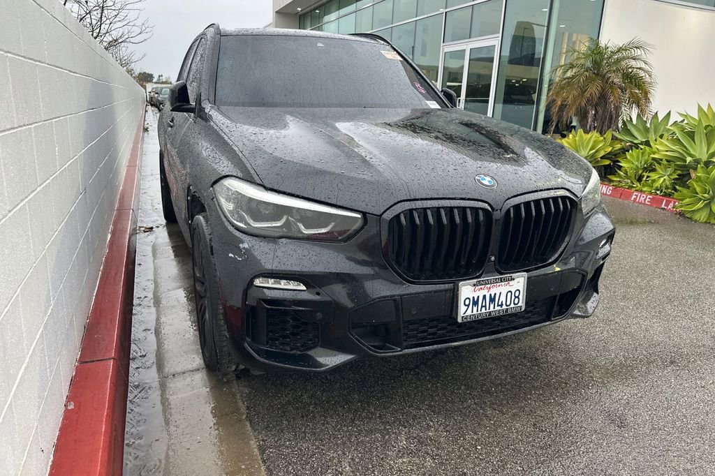 Used 2021 BMW X5 xDrive40i w/ M Sport Package image 2