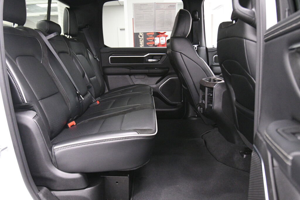 Used 2026 RAM 1500 Laramie AWD/4WD image 23