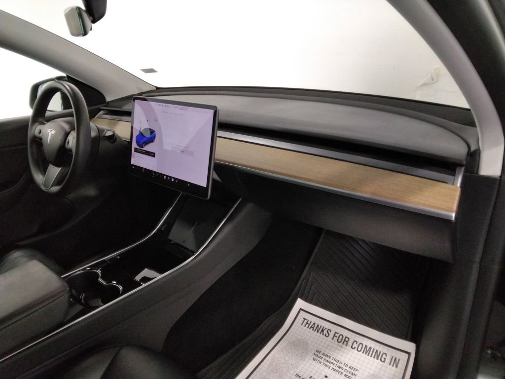 Used 2021 Tesla Model Y Long Range image 42