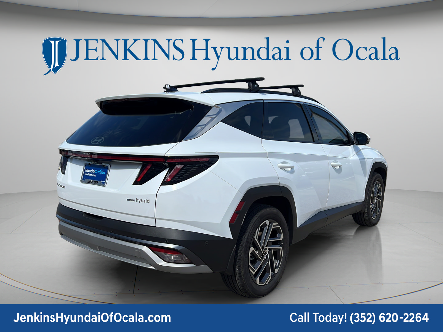 Certified 2025 Hyundai Tucson Limited AWD/4WD image 3