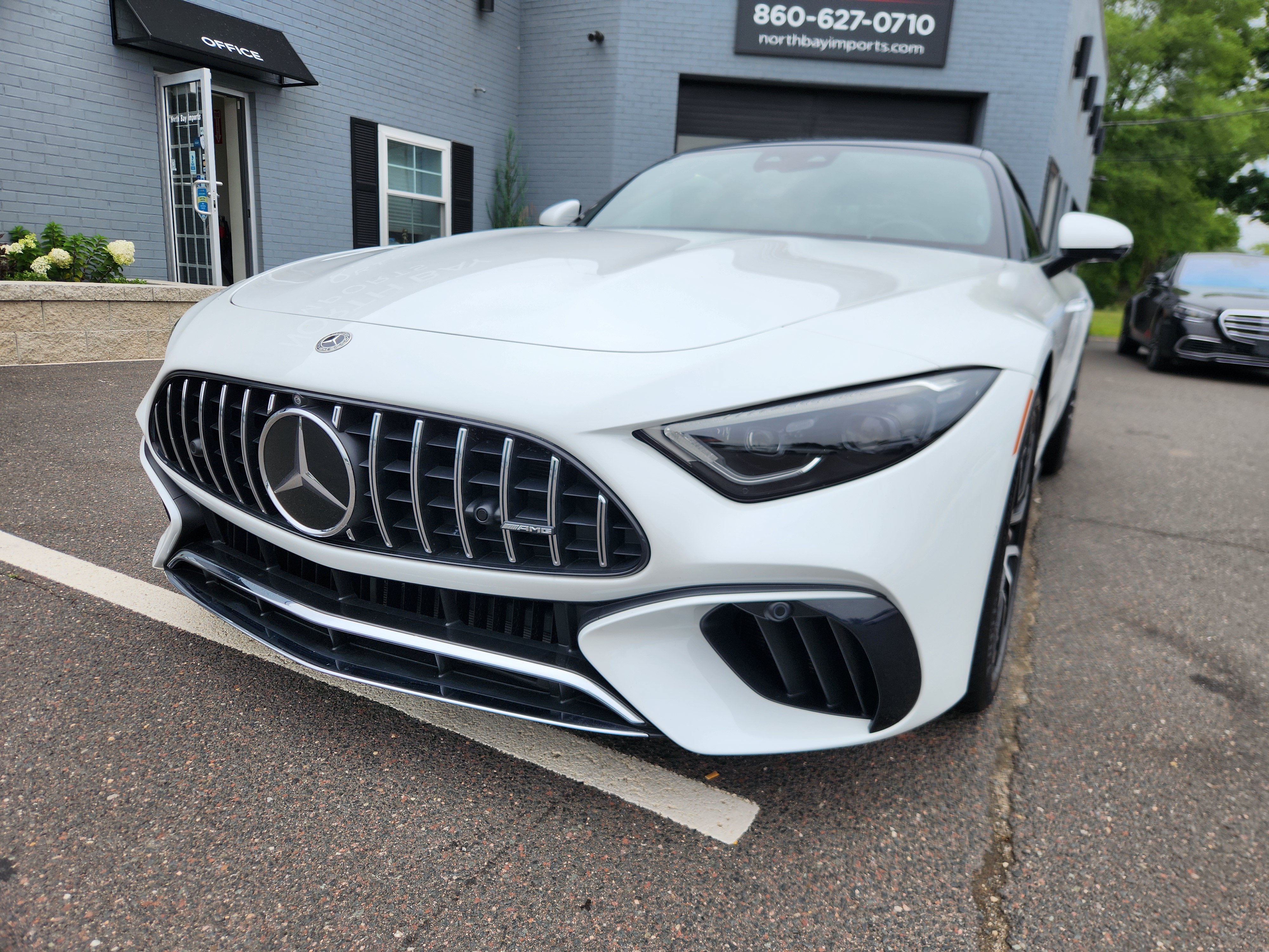 Used 2022 Mercedes-Benz SL 55 AMG 4MATIC image 3