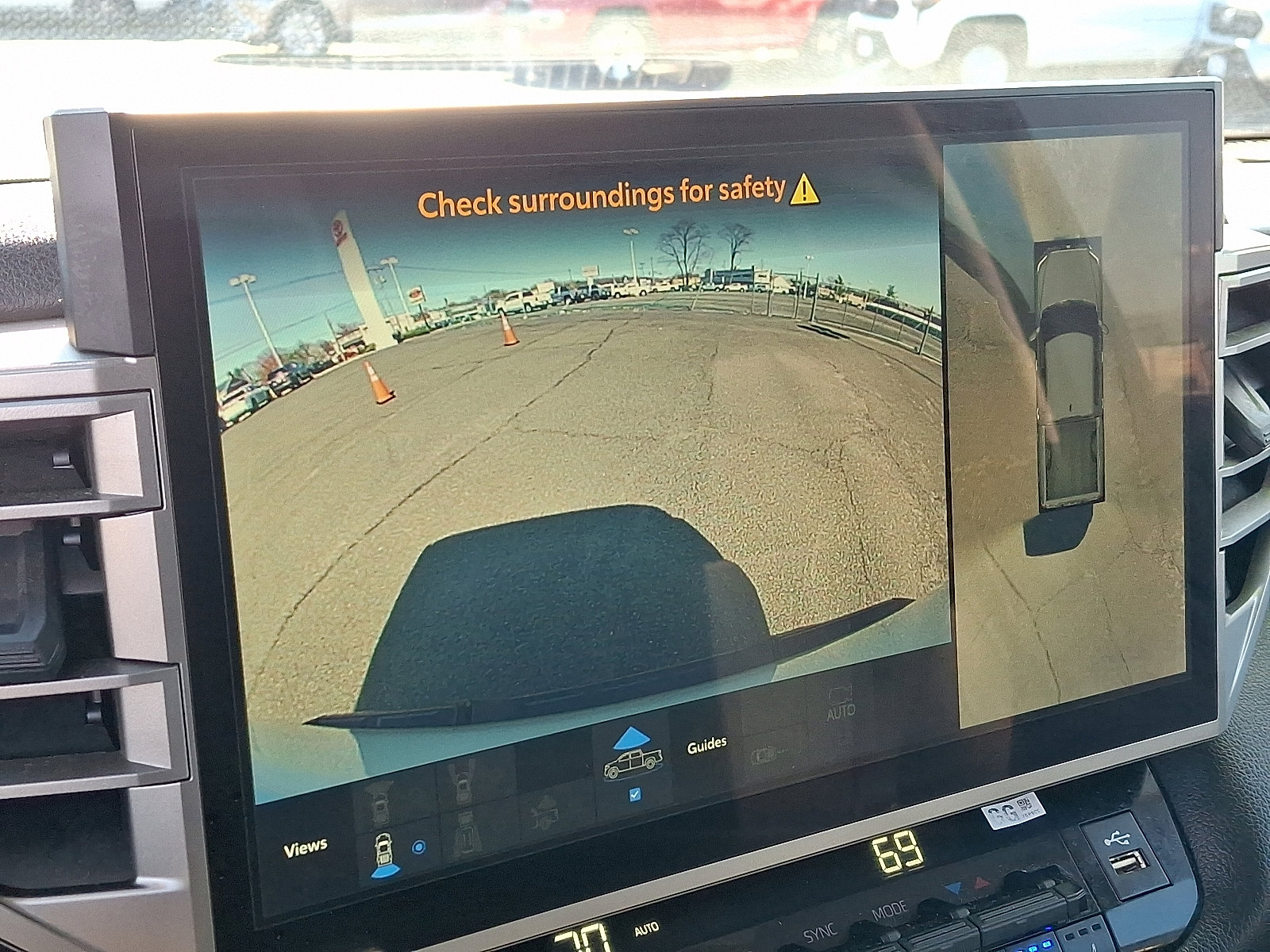 Used 2024 Toyota Tundra Limited image 18