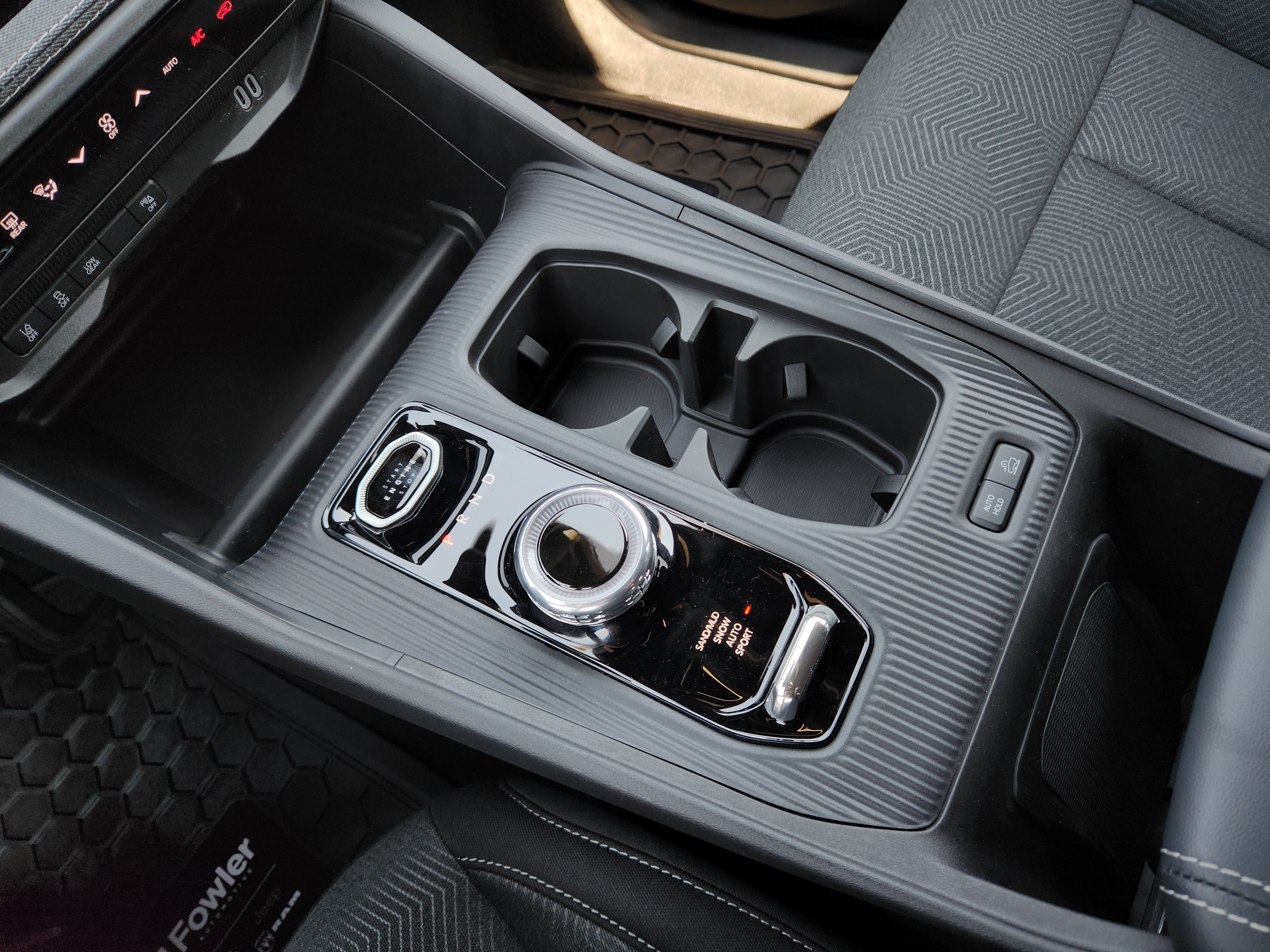 New 2026 Jeep Cherokee Laredo AWD/4WD image 17