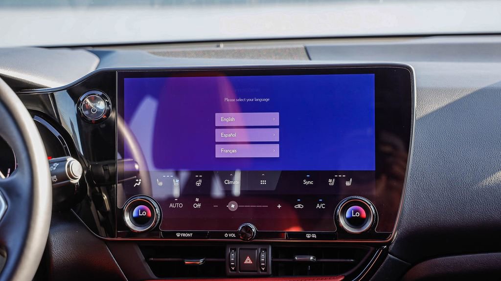 Used 2022 Lexus NX 350h AWD image 16