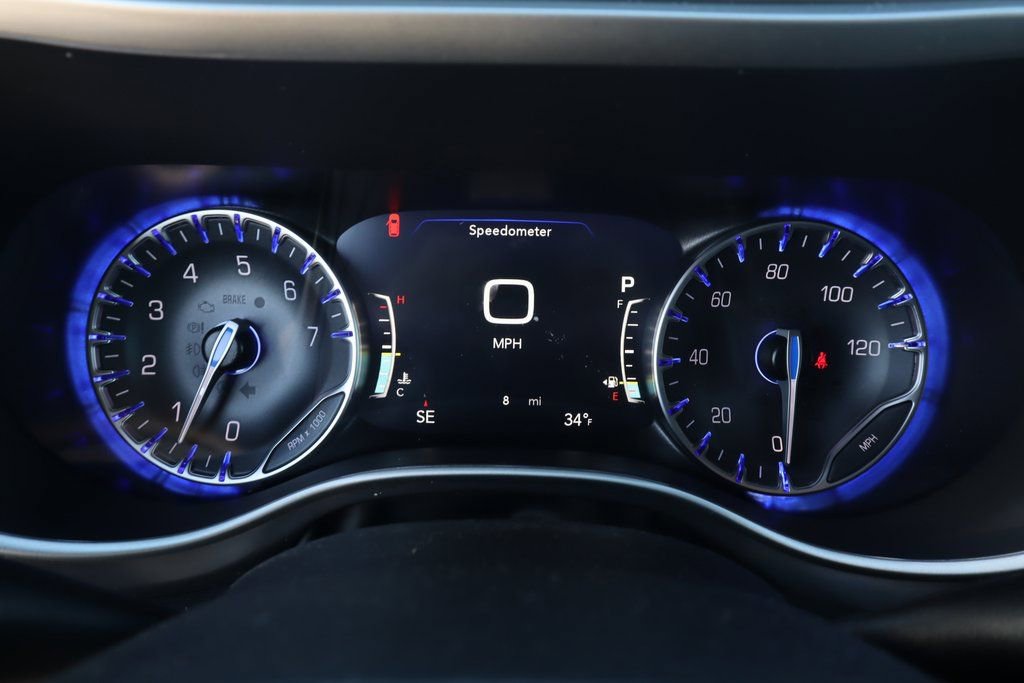 New 2026 Chrysler Voyager LX image 4