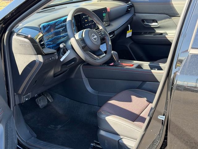 New 2026 Nissan Kicks SR FWD image 11