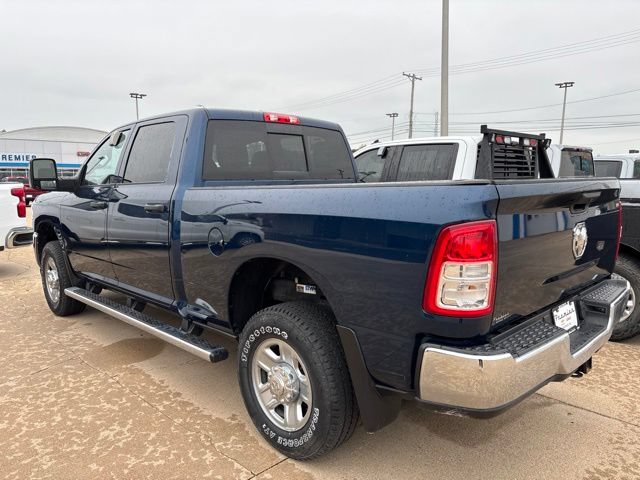Used 2024 RAM 2500 Tradesman w/ Chrome Appearance Group AWD/4WD image 3