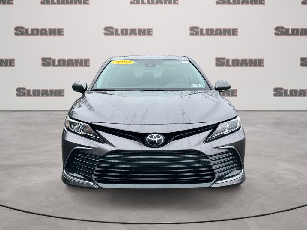 Used 2024 Toyota Camry LE image 8