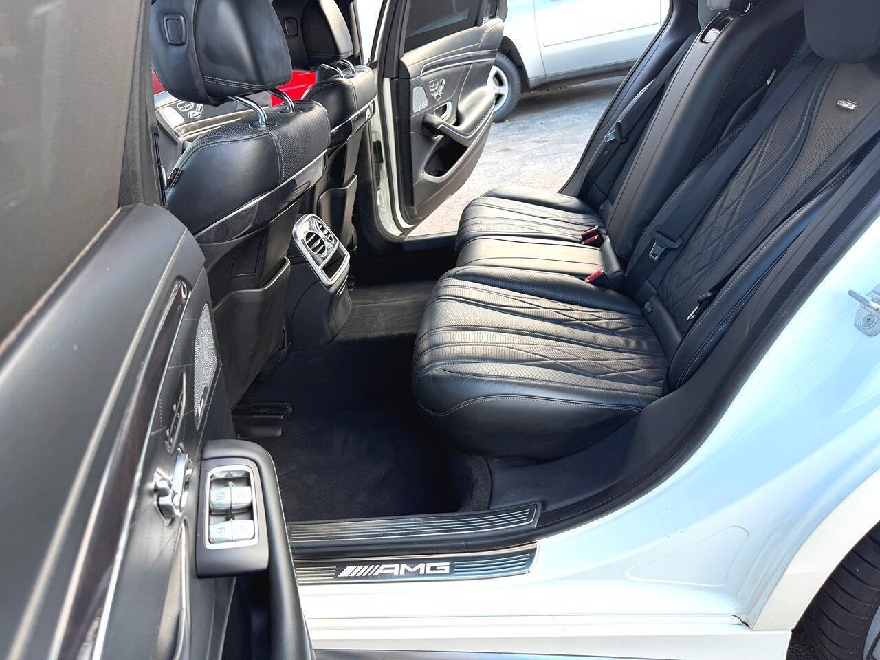 Used 2017 Mercedes-Benz S 63 AMG 4MATIC Sedan image 39
