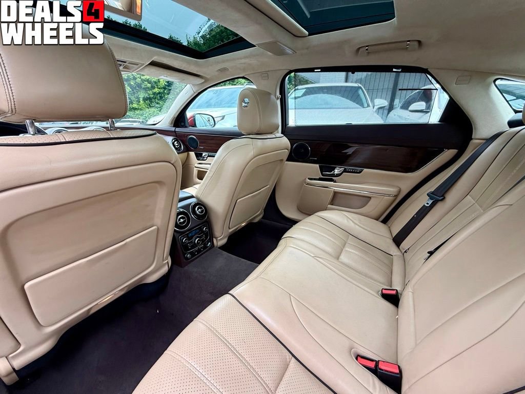 Used 2013 Jaguar XJ L Portfolio AWD/4WD image 36