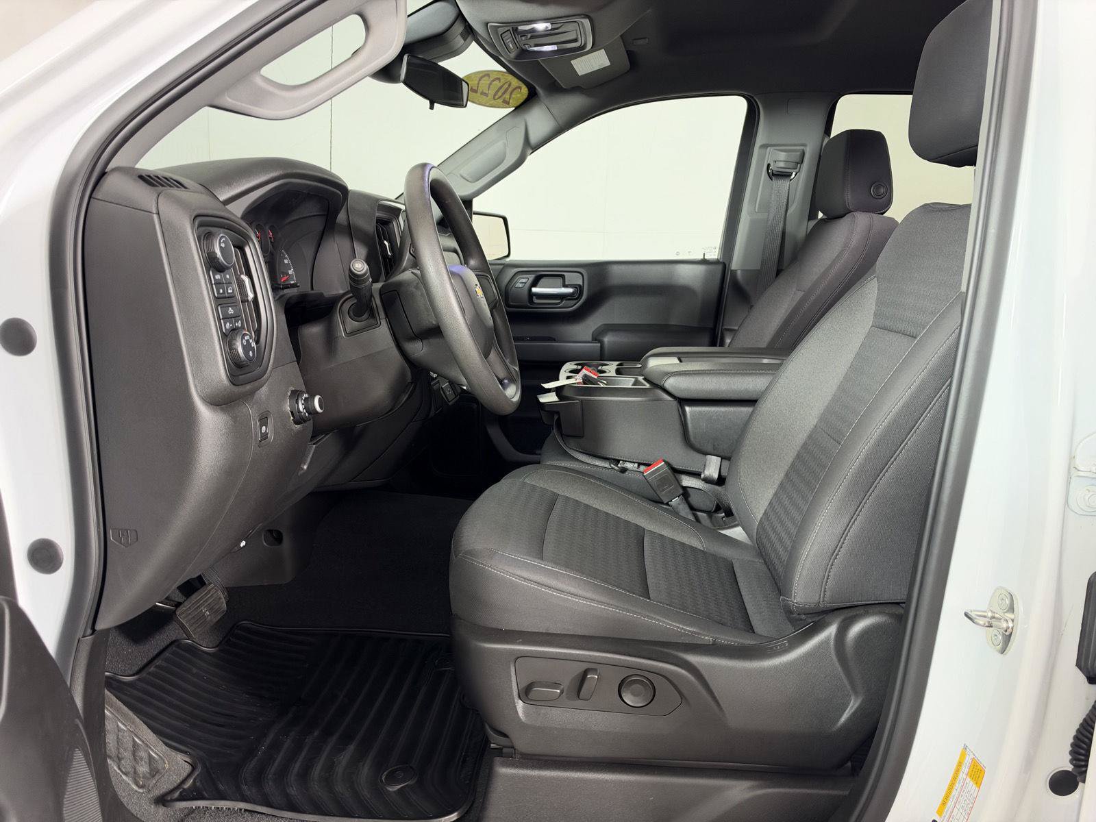 Used 2022 Chevrolet Silverado 1500 Custom AWD/4WD image 14