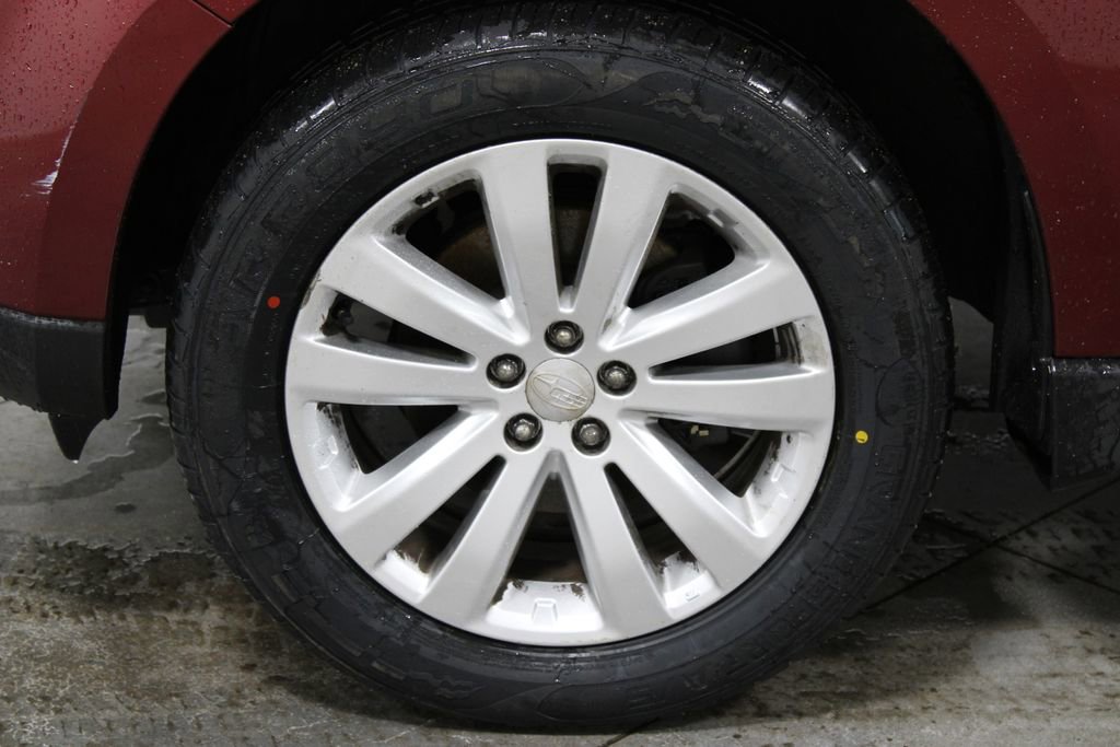 Used 2013 Subaru Forester 2.5X Premium w/ All-Weather Plus Pkg image 16