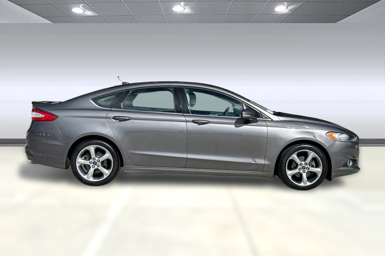 Used 2014 Ford Fusion SE FWD image 7