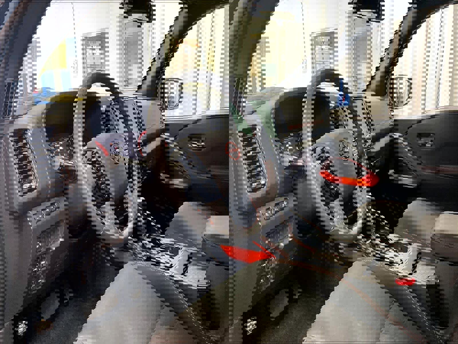 Certified 2022 Nissan Frontier PRO-4X w/ Technology Package AWD/4WD image 8