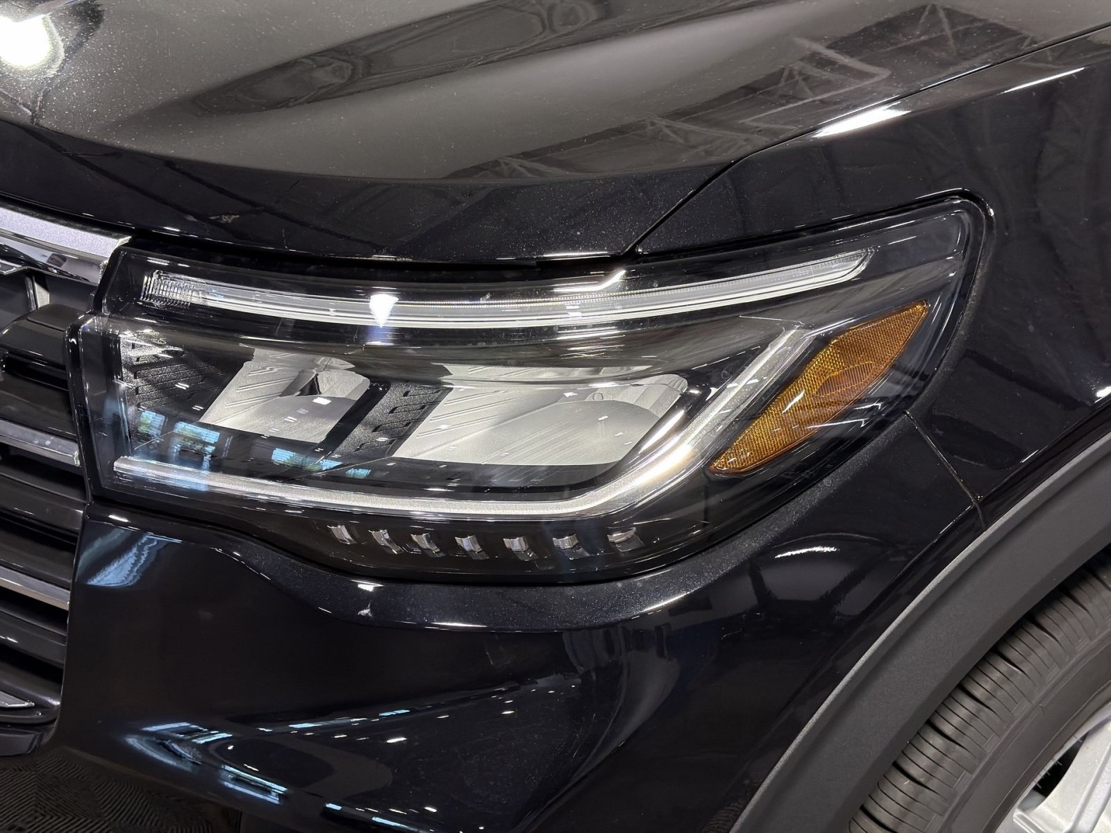 New 2026 Ford Explorer Active AWD/4WD image 13