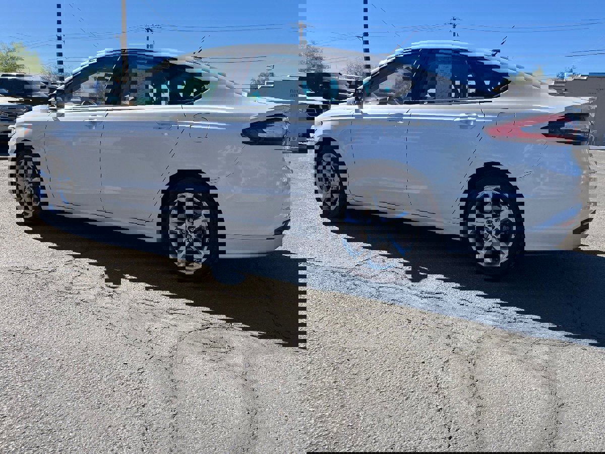 Used 2013 Ford Fusion SE image 8