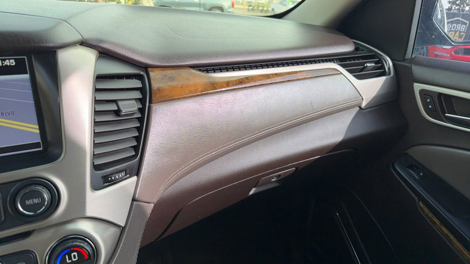 Used 2016 GMC Yukon XL Denali image 25