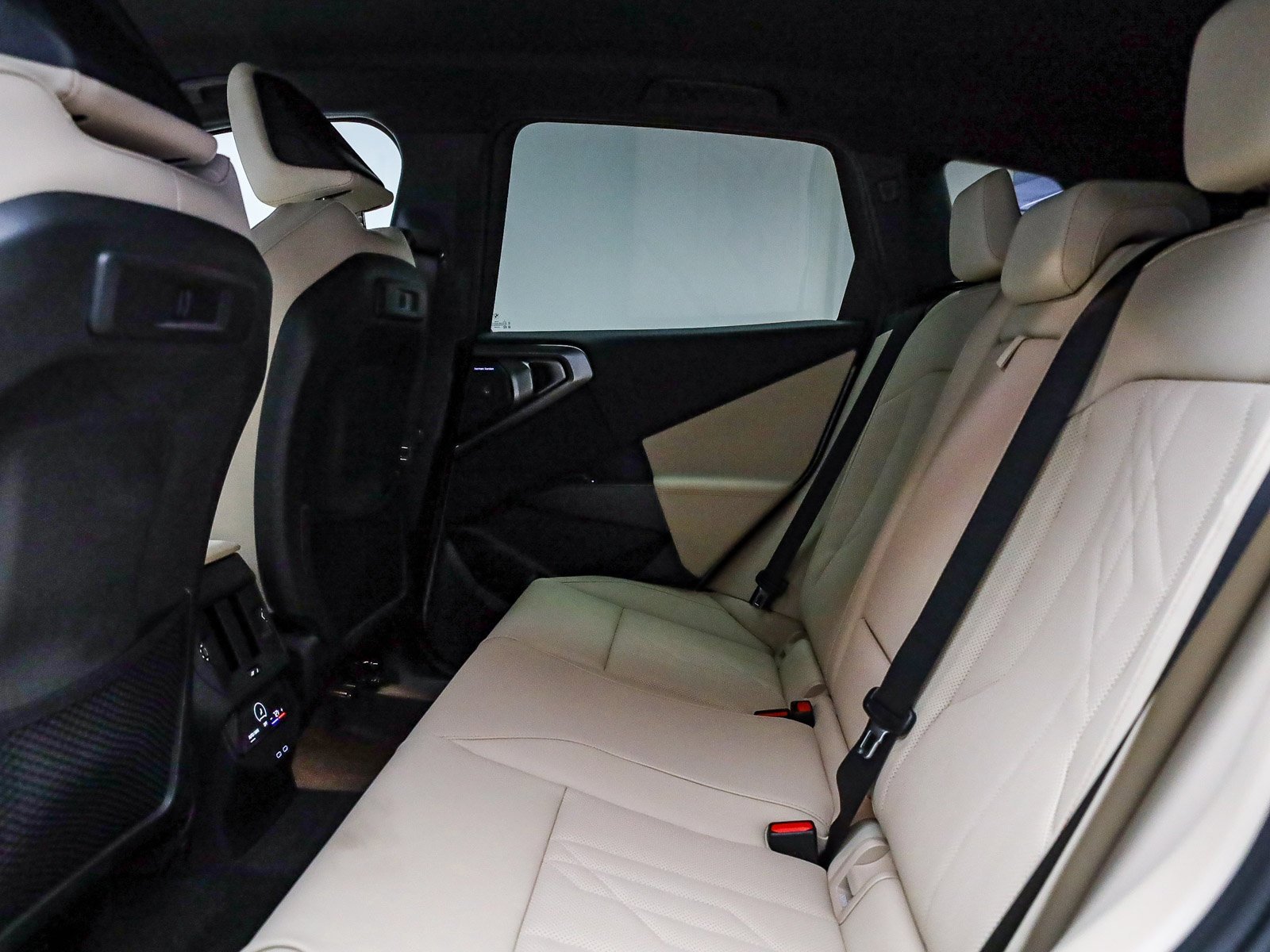 New 2026 BMW X3 xDrive30 w/ Premium Package image 19