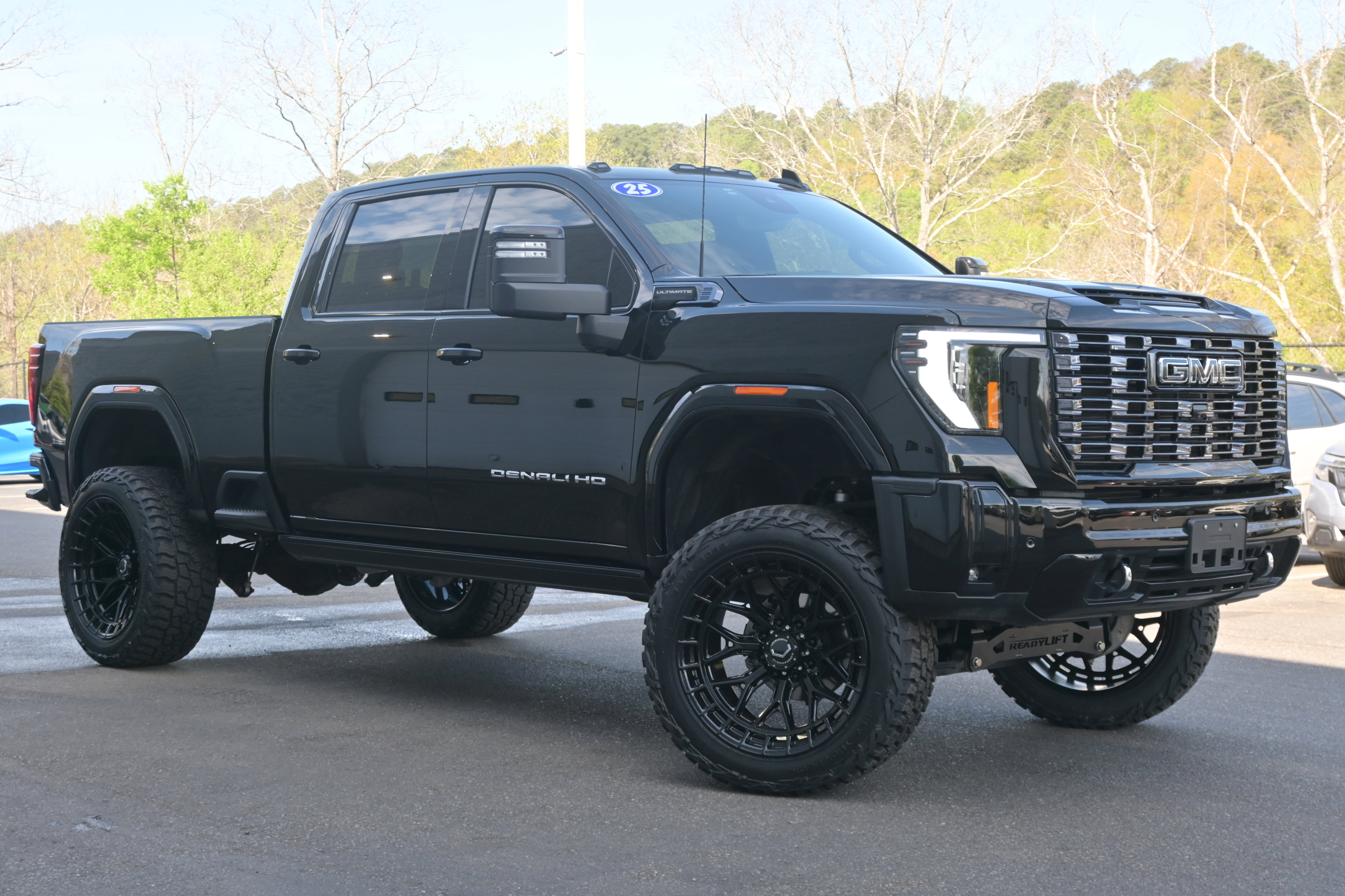 Used 2025 GMC Sierra 2500 Denali Ultimate AWD/4WD image 2