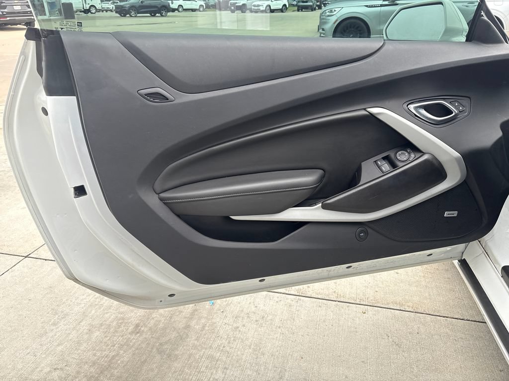 Used 2020 Chevrolet Camaro LT w/ RS Package RWD image 13