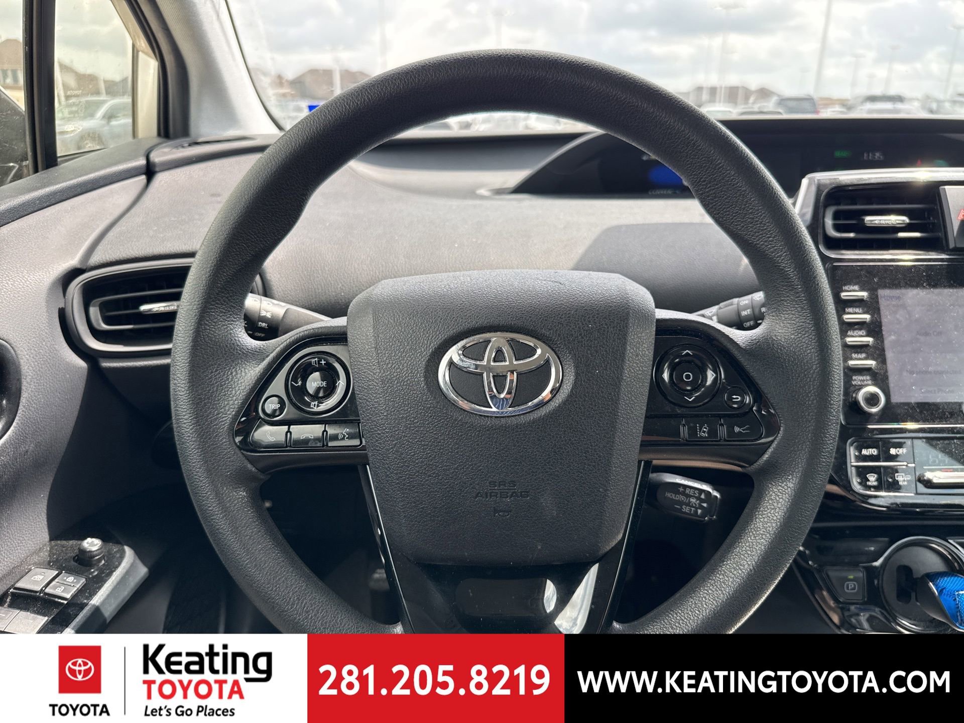 Used 2020 Toyota Prius LE FWD image 17