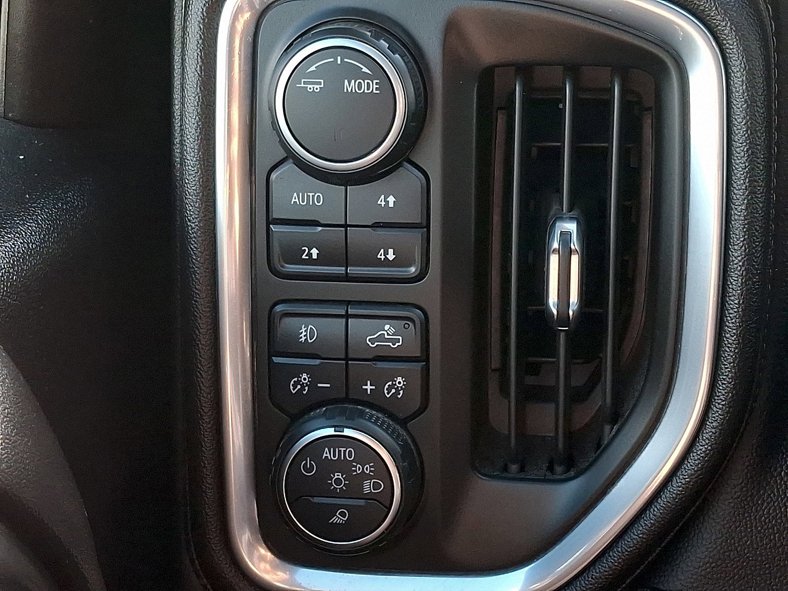 Used 2022 Chevrolet Silverado 1500 RST w/ Safety Package AWD/4WD image 25