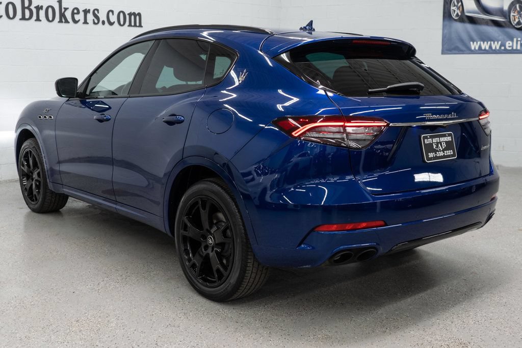 Used 2022 Maserati Levante GT AWD/4WD image 6