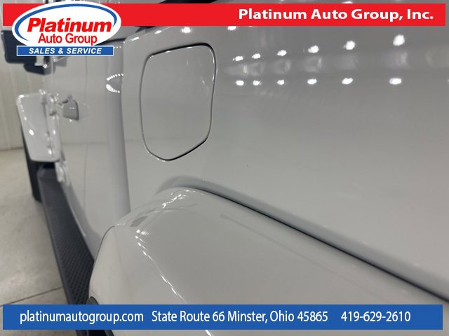 Used 2023 Jeep Gladiator Overland image 38