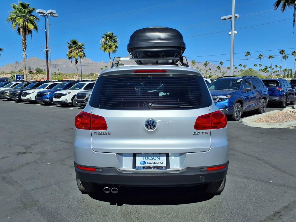 Used 2016 Volkswagen Tiguan S image 12