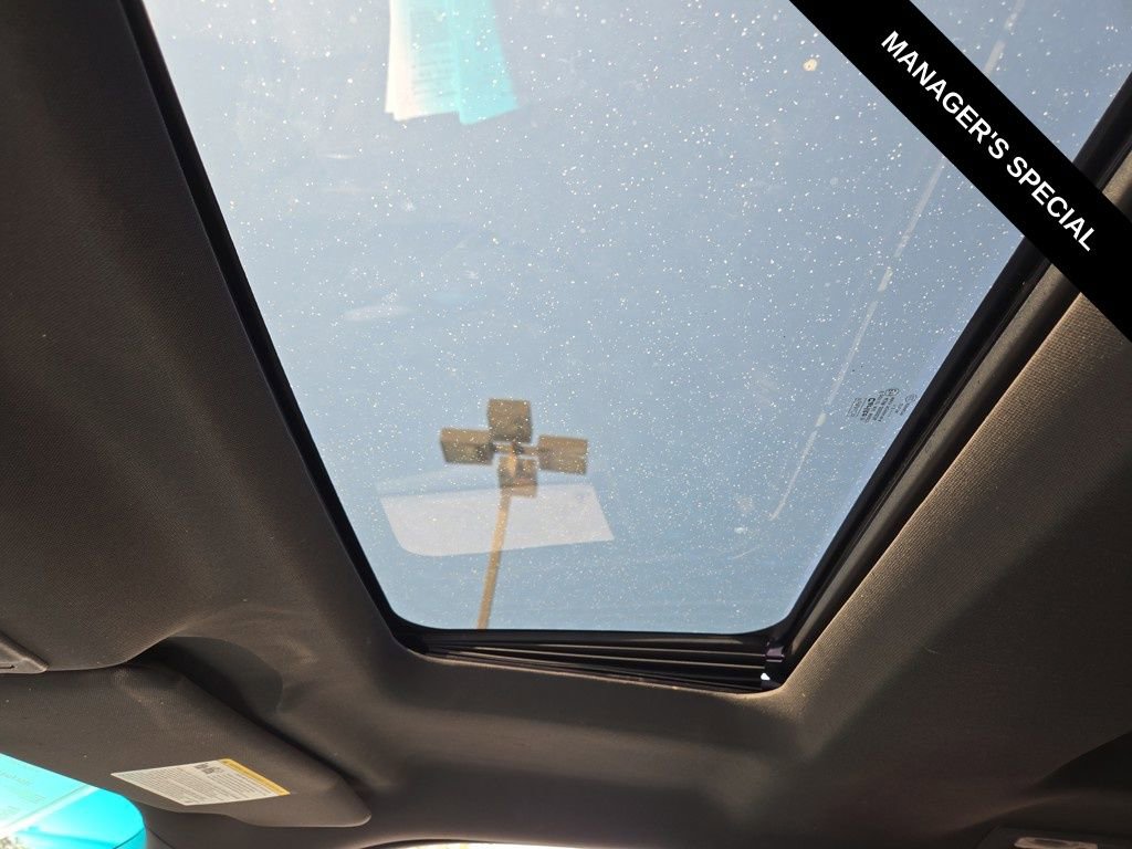 Used 2014 Ford Explorer XLT w/ Equipment Group 202A image 21