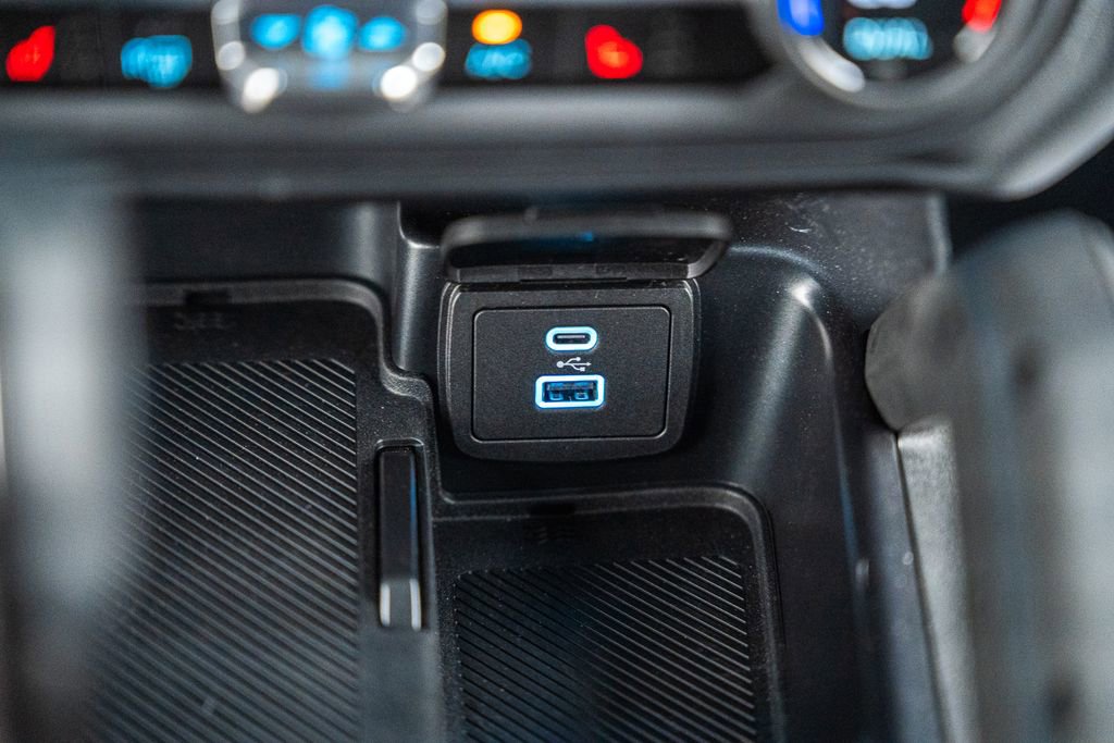 Used 2025 Ford Bronco Raptor AWD/4WD image 32