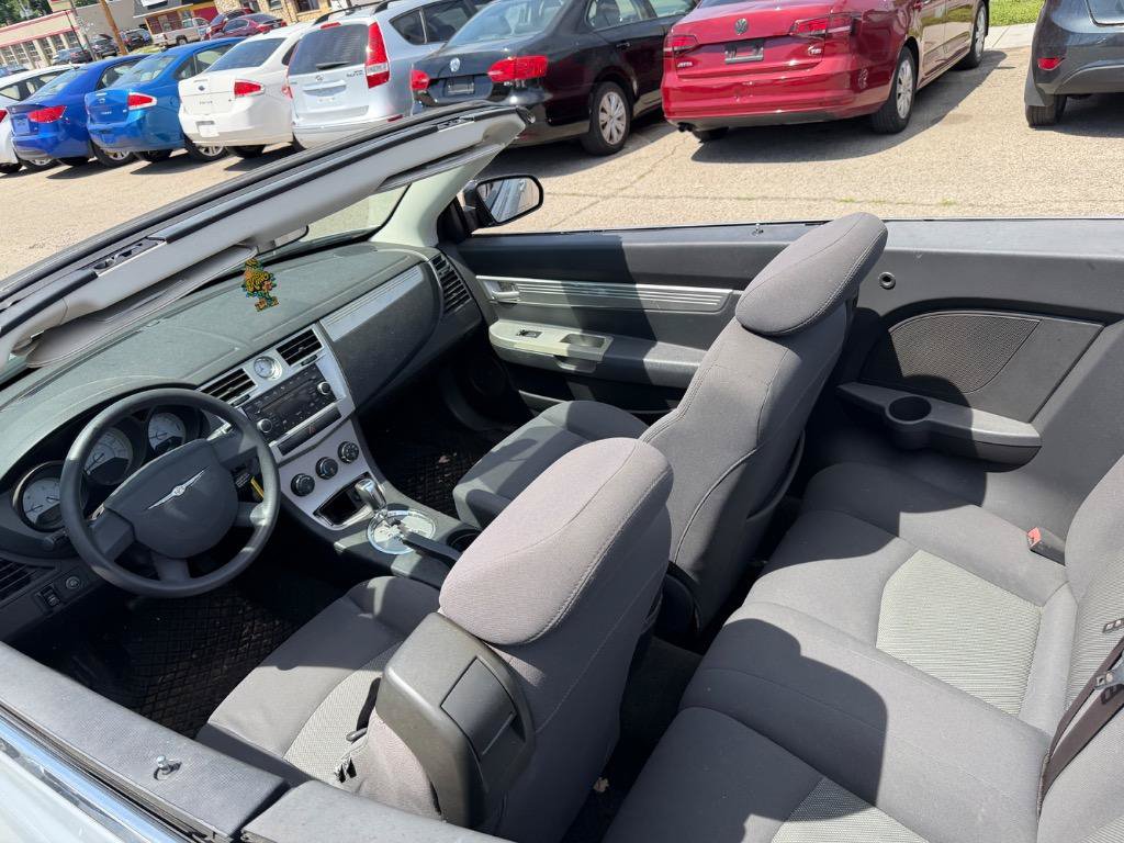 Used 2009 Chrysler Sebring LX w/ Convenience Group FWD image 15