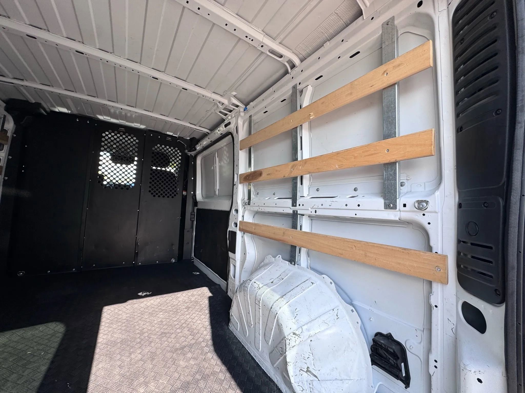 Used 2023 RAM ProMaster 2500 image 27