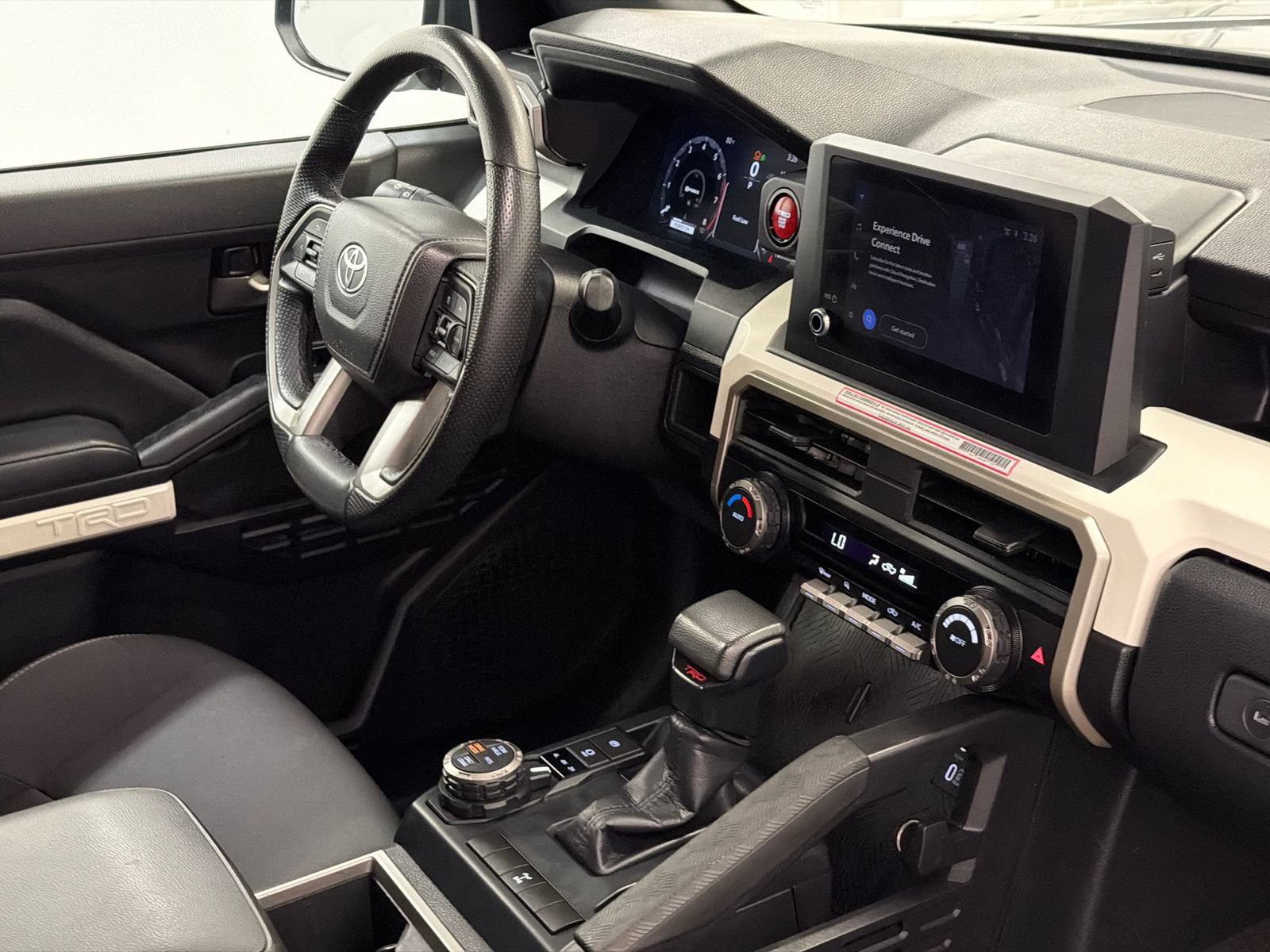 Used 2024 Toyota Tacoma TRD Off-Road AWD/4WD image 9