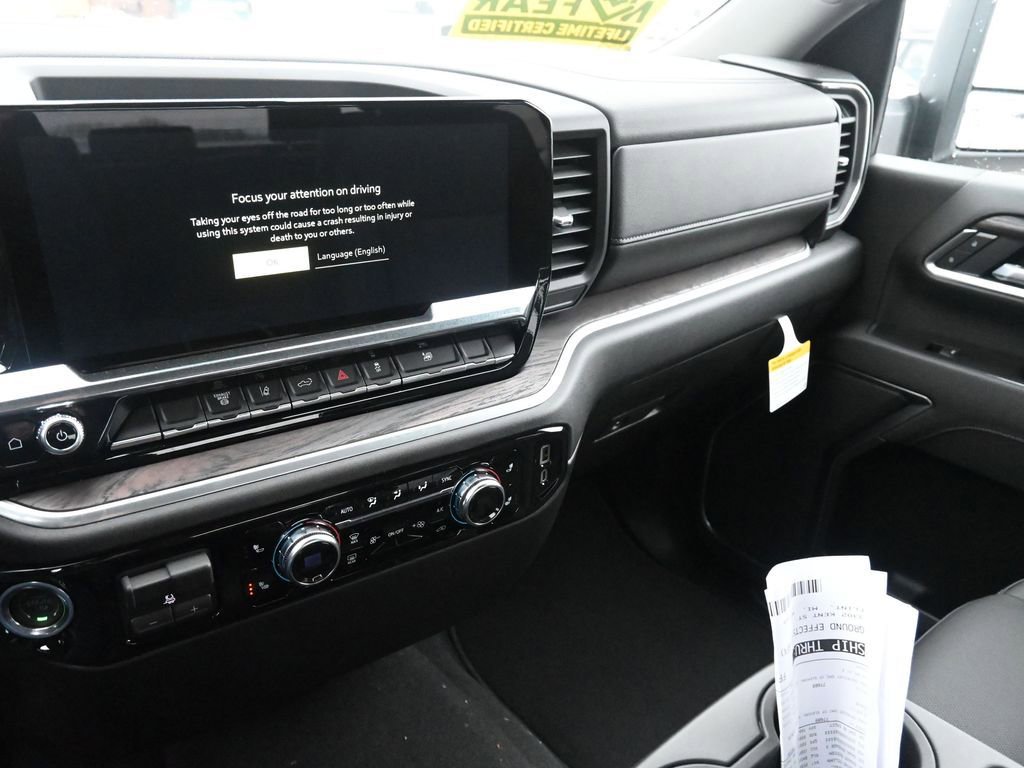 New 2026 GMC Sierra 3500 SLT image 20