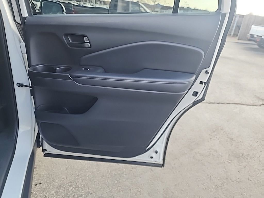 Used 2023 Honda Passport EX-L image 27