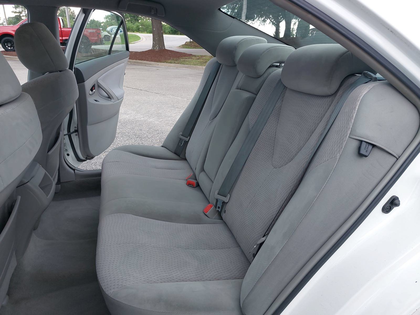 Used 2011 Toyota Camry LE w/ LE Extra-Value Pkg FWD image 14