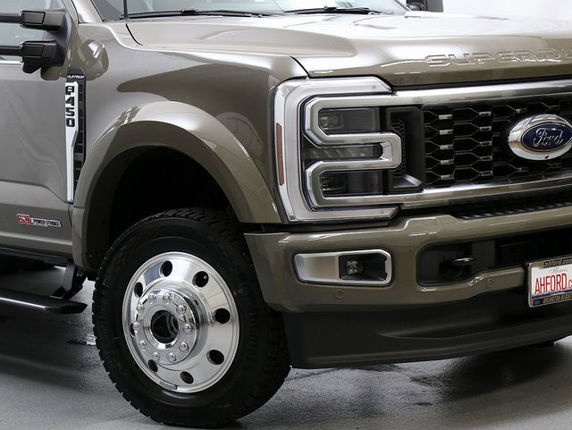 New 2026 Ford F450 Platinum w/ Platinum Plus Package video 3