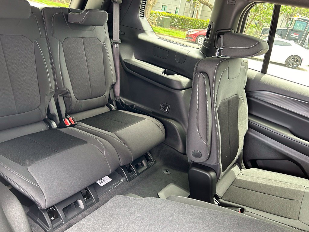 New 2024 Jeep Grand Cherokee L Laredo RWD image 29