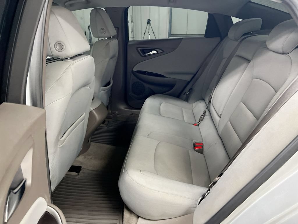 Used 2017 Chevrolet Malibu LS FWD image 22