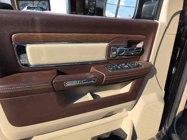 Used 2016 RAM 1500 Laramie w/ Convenience Group image 16