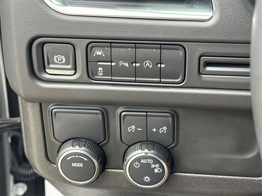 Used 2024 Chevrolet Tahoe LT image 16