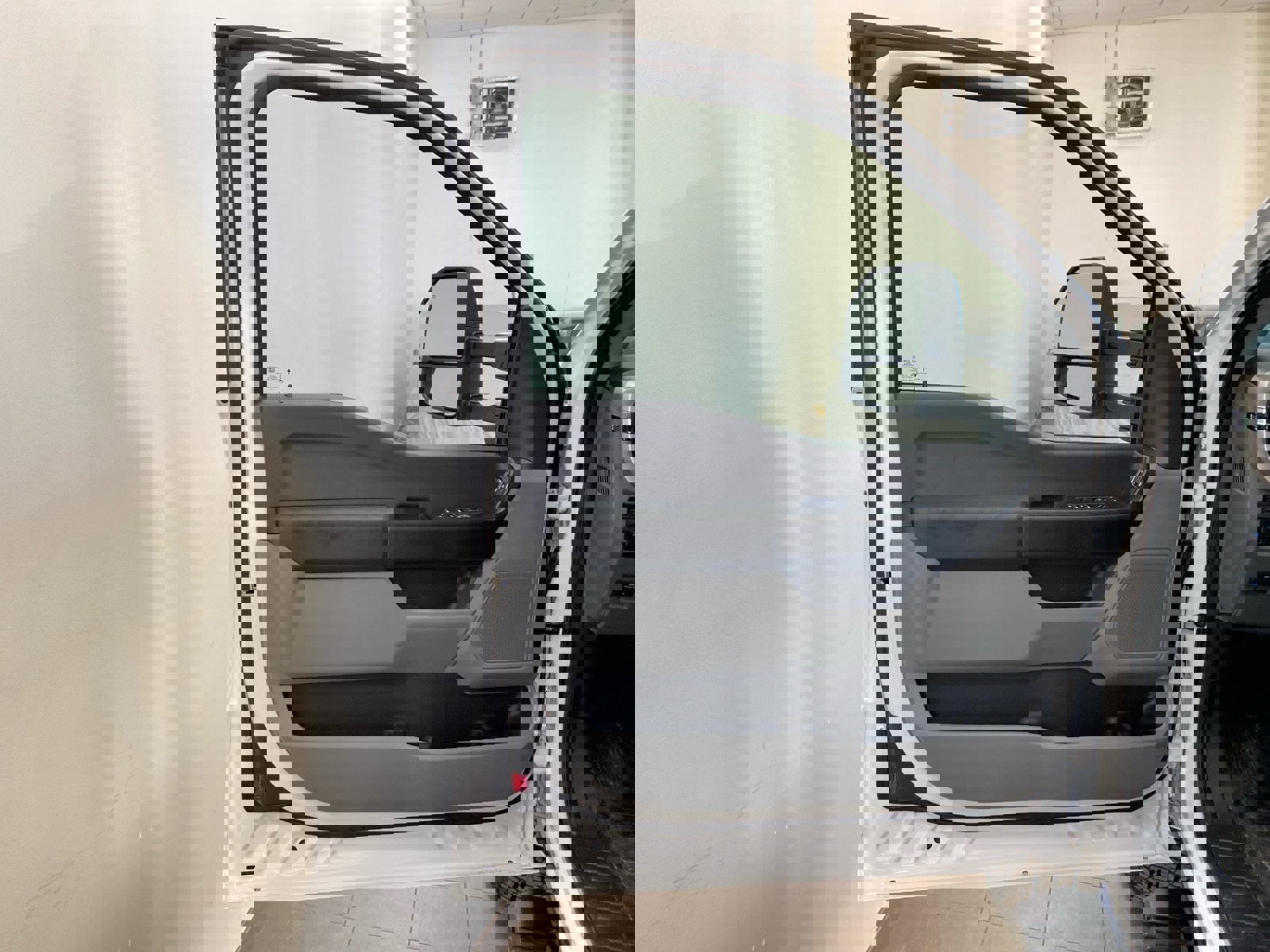 New 2025 Ford F350 XL w/ XL Chrome Package image 9