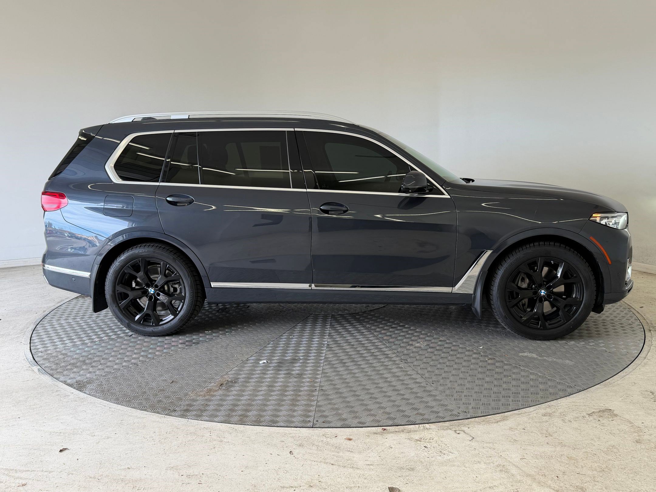 Used 2019 BMW X7 xDrive40i w/ Premium Package image 8