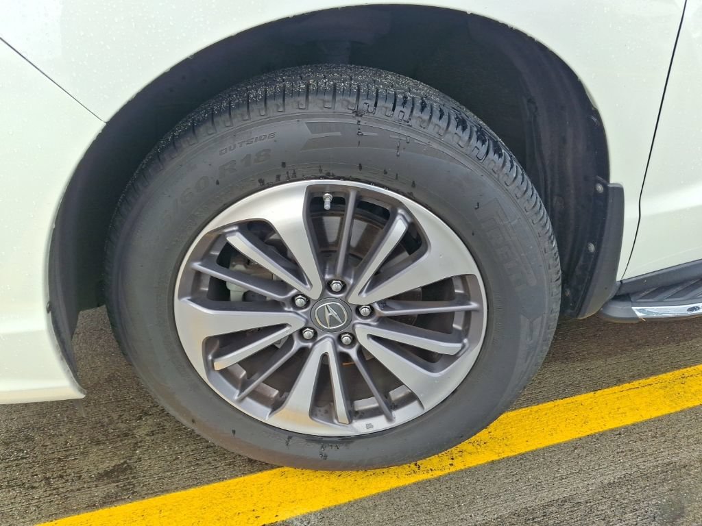 Used 2017 Acura RDX w/ Advance Package AWD/4WD image 4